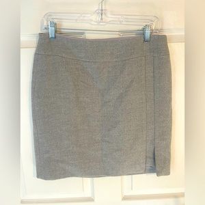 White House|Black Market Gray Wool Like Mini Skirt - Size US4